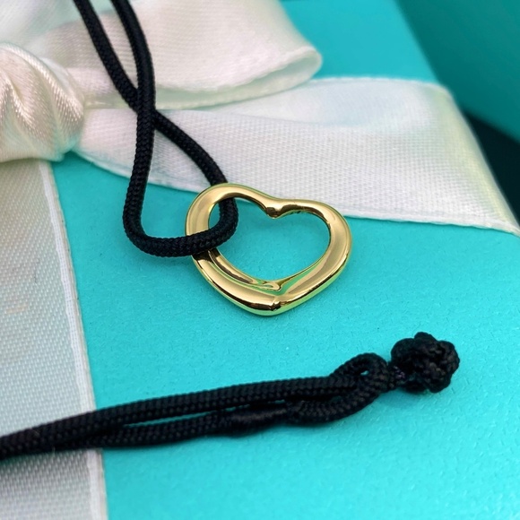 Tiffany & Co Elsa Peretti gold open heart necklace 18k box - Picture 5 of 6